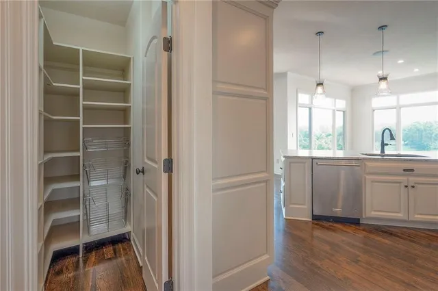 $1,165,000 | 15225 Perry Street, Overland Park, KS 66221