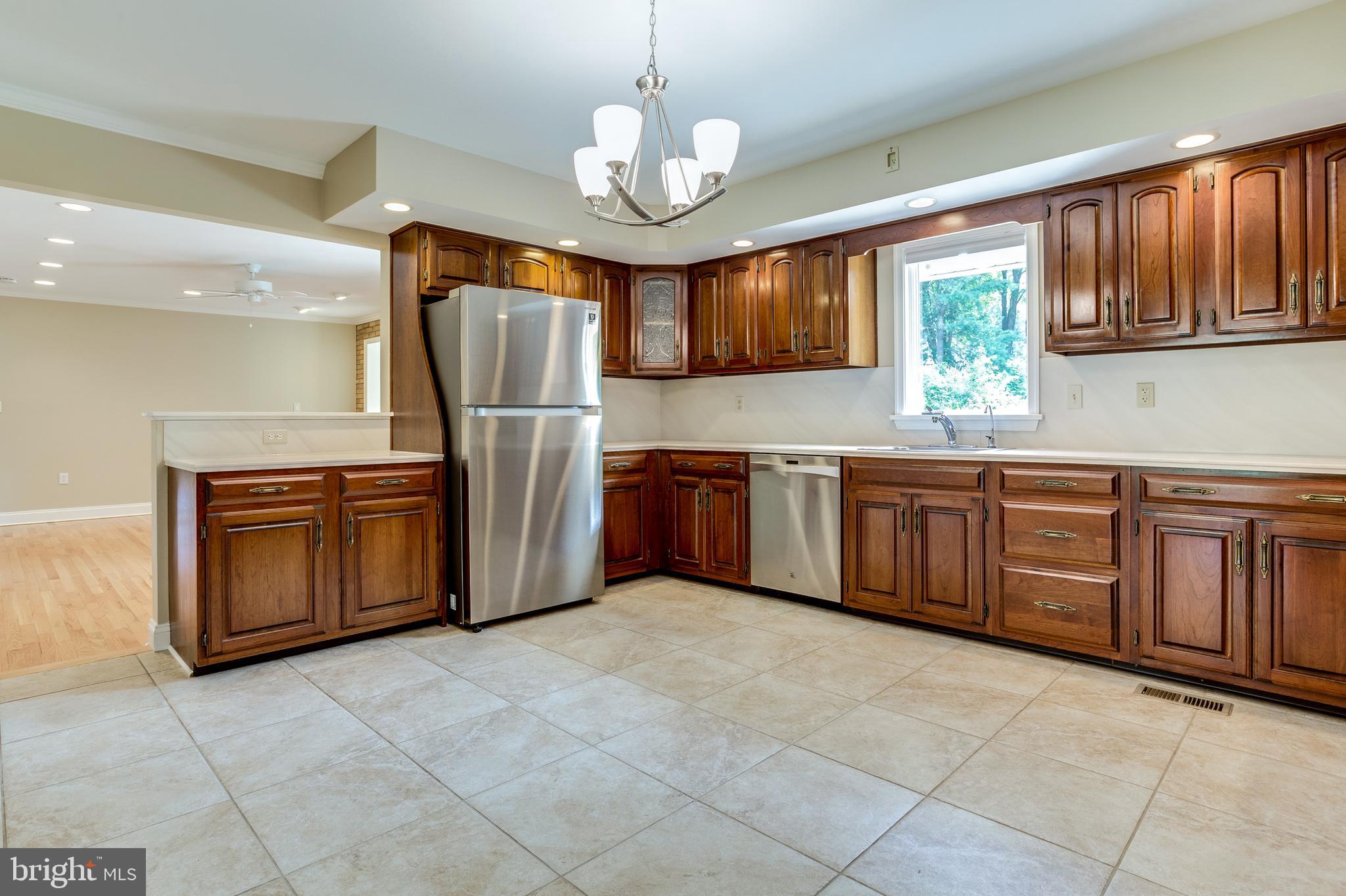 3907 Eland Road Phoenix, MD 21131 - Photo 10 of 33 Gourmet Kitchen w/ Tile Backsplash