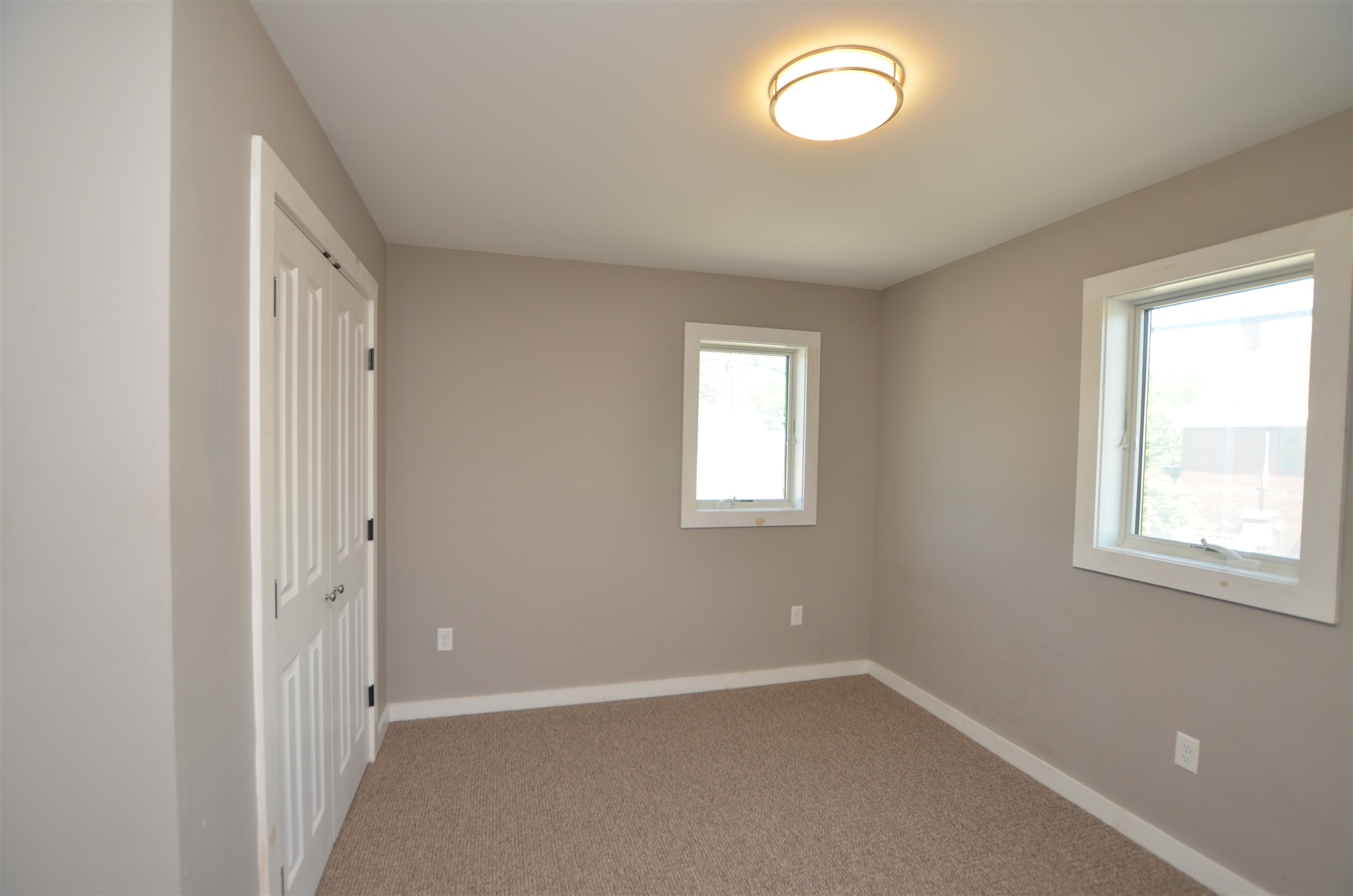 58 Railroad Street Johnson, VT 05656 - Photo 11 of 30 Gallery Image 11