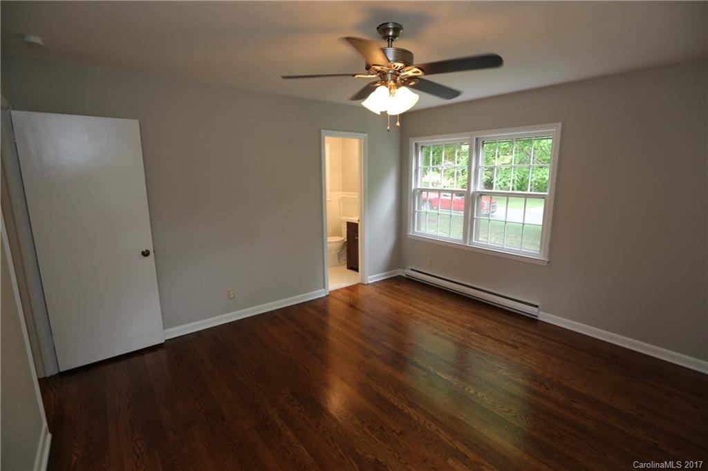 3420 Woodleaf Road, Unit 17 Charlotte, NC 28205 - Photo 12 of 21 Gallery Image 12