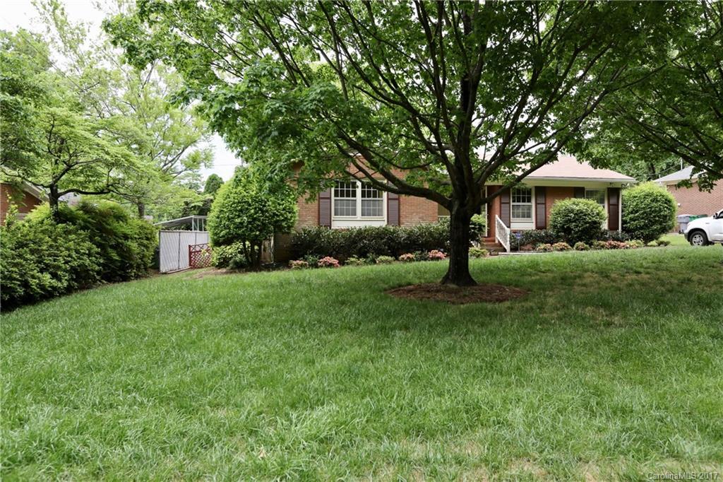 3420 Woodleaf Road, Unit 17 Charlotte, NC 28205 - Photo 16 of 21 Gallery Image 16