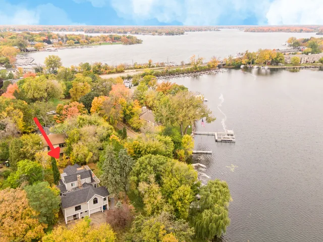 $1,300,000 | 859 Excelsior Boulevard, Excelsior, MN 55331
