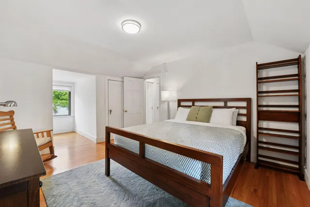 $1,300,000 | 859 Excelsior Boulevard, Excelsior, MN 55331