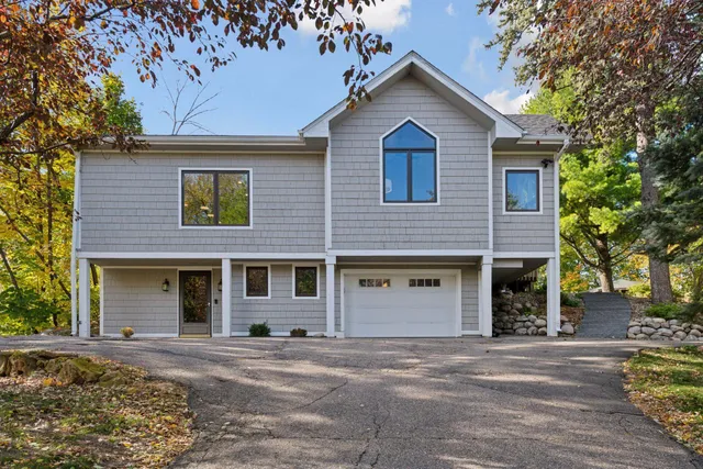 $1,300,000 | 859 Excelsior Boulevard, Excelsior, MN 55331