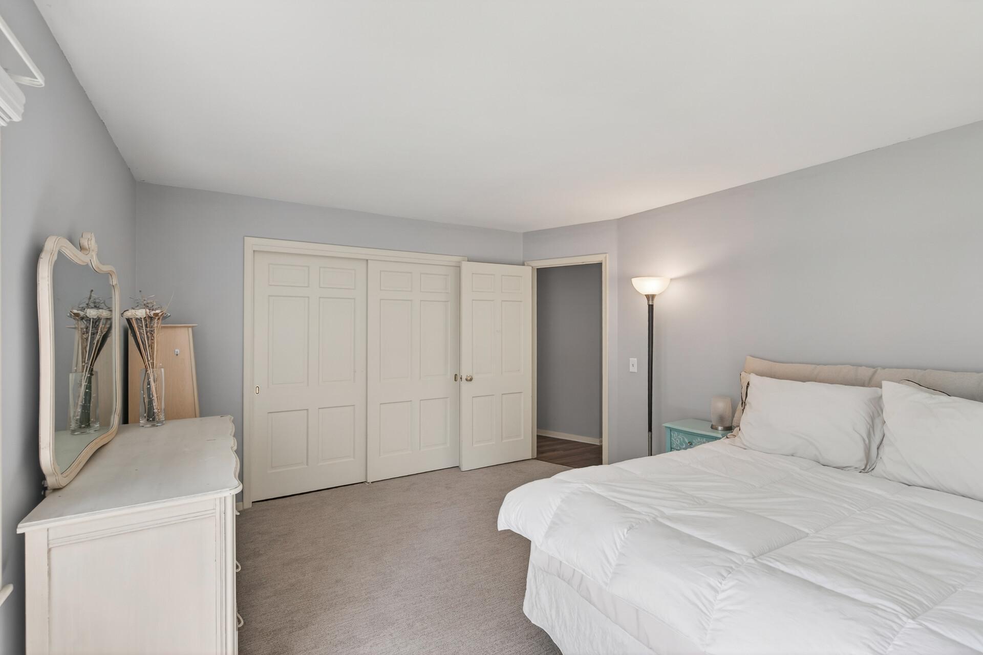 4730 Fairhills Road East Minnetonka, MN 55345 - Photo 25 of 49