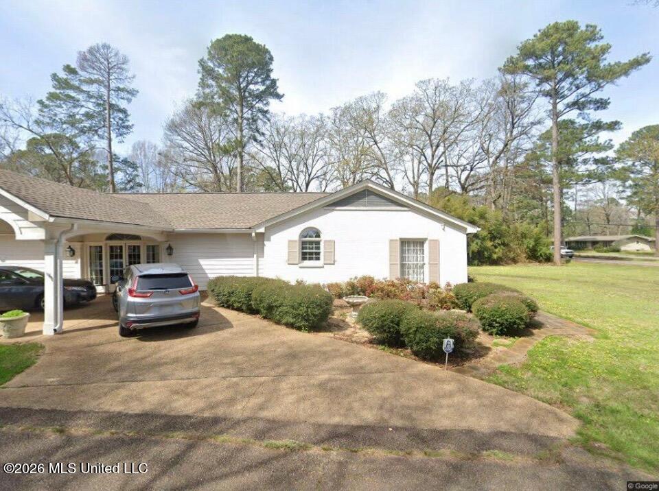 610 Marion Boulevard Forest, MS 39074 - Photo 2 of 26 IMG_9281