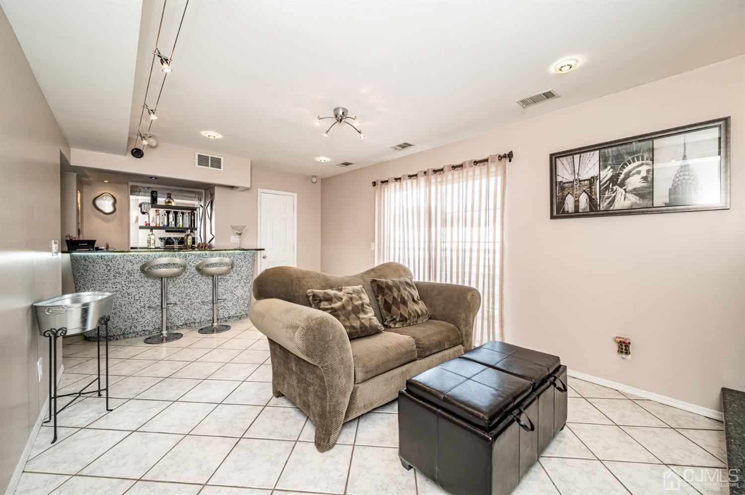201 Winding Road Iselin, NJ 08830 - Photo 6 of 48 Gallery Image 6