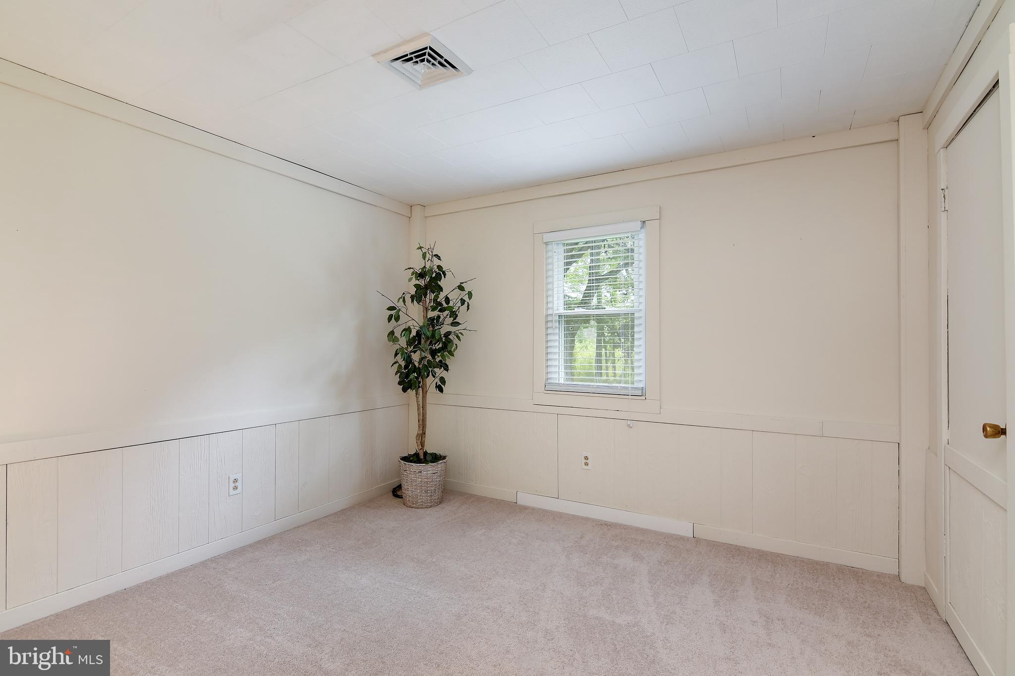 4234 Steele Neck Road Vienna, MD 21869 - Photo 24 of 39 Bedroom #3