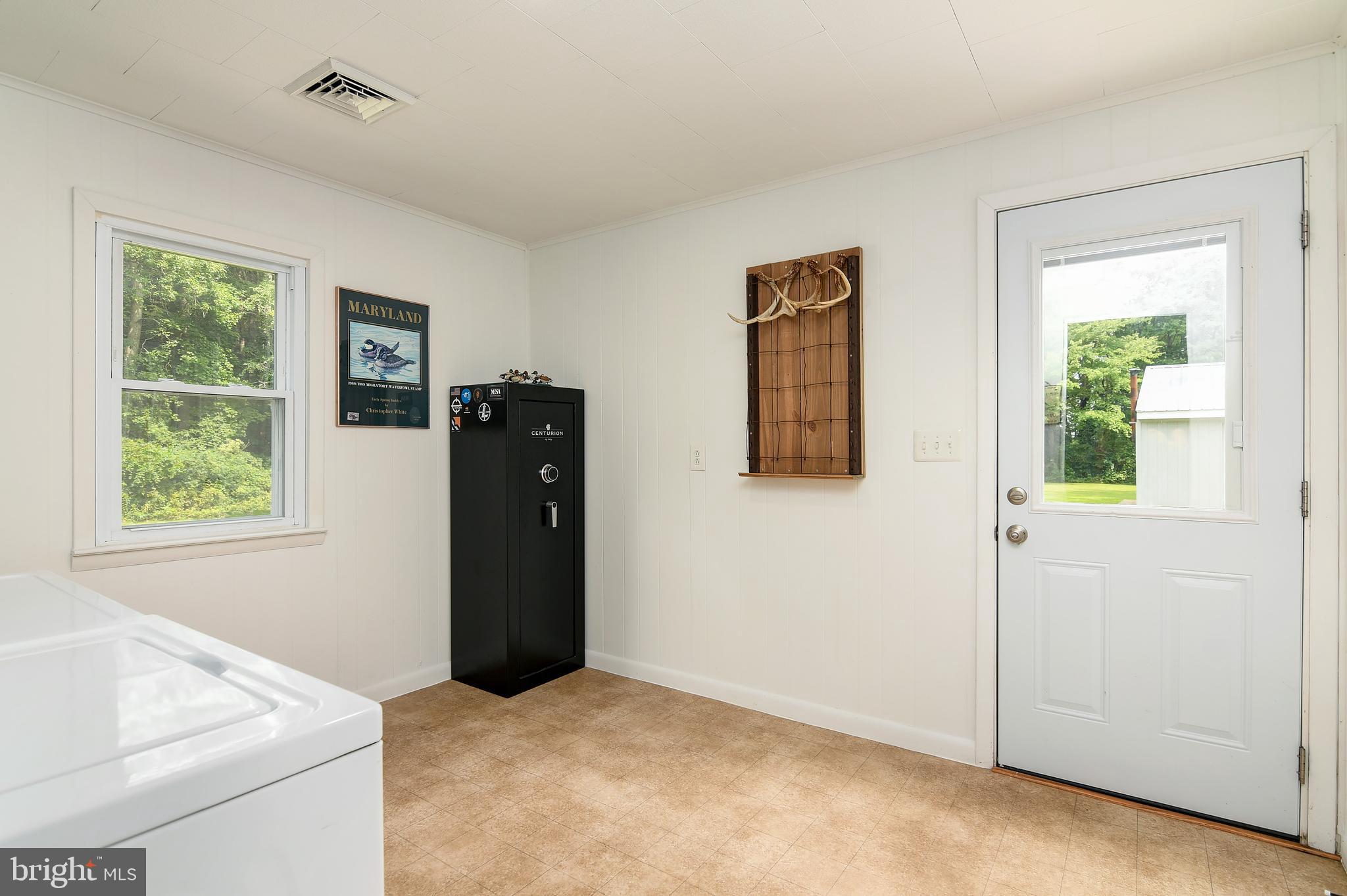 4234 Steele Neck Road Vienna, MD 21869 - Photo 33 of 39 Side door...Utility Room