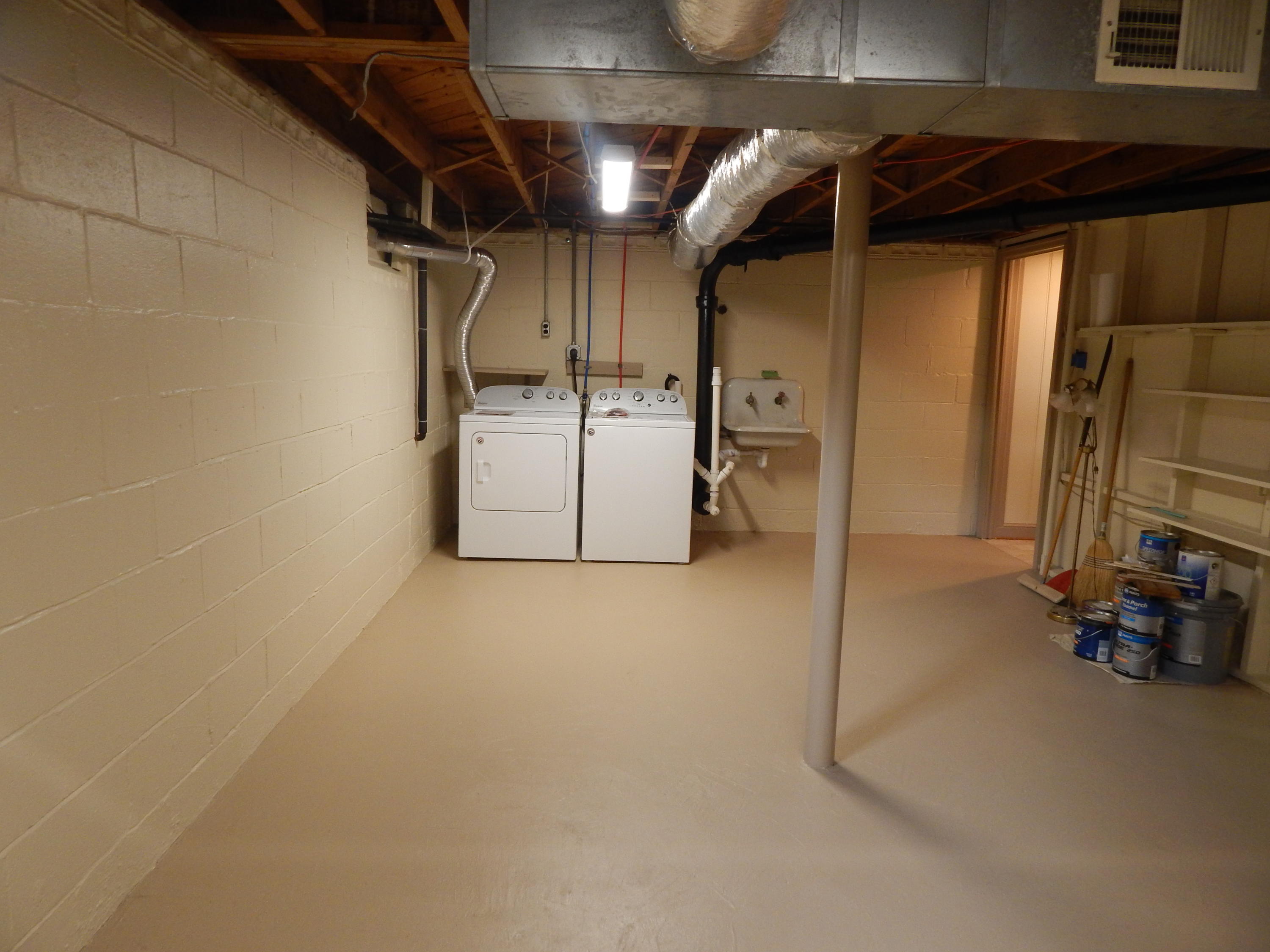 1329 Brighton Road Southwest Roanoke, VA 24015 - Photo 11 of 16 DSCN3466