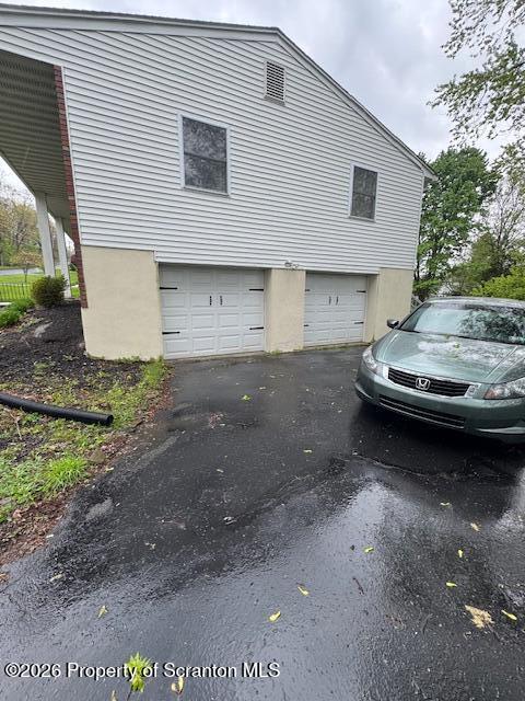 106 Noble Road Clarks Summit, PA 18411 - Photo 66 of 75 Garage/Parking