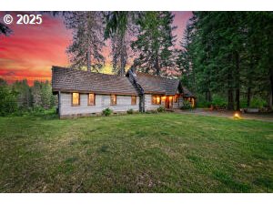 50000 Highway 62 Prospect, OR 97536 - Photo 17 of 38