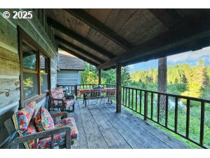 50000 Highway 62 Prospect, OR 97536 - Photo 8 of 38