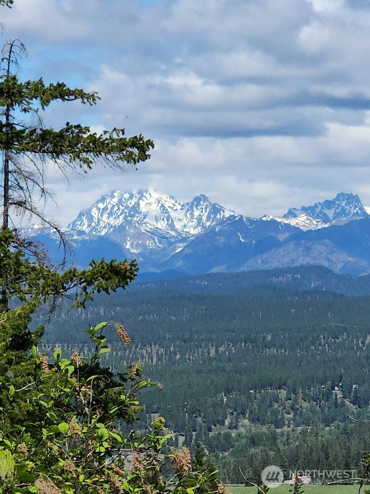 8440 Upper Peoh Point Road Cle Elum, WA 98922 - Photo 2 of 7 Gallery Image 2