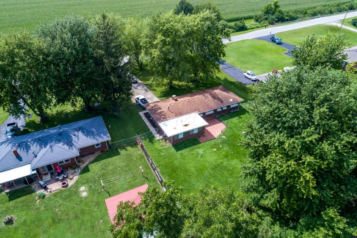 2516 South Burnett Road Springfield, OH 45505 - Photo 3 of 33