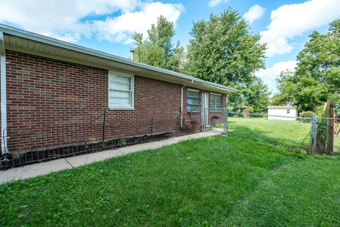 2516 South Burnett Road Springfield, OH 45505 - Photo 9 of 33