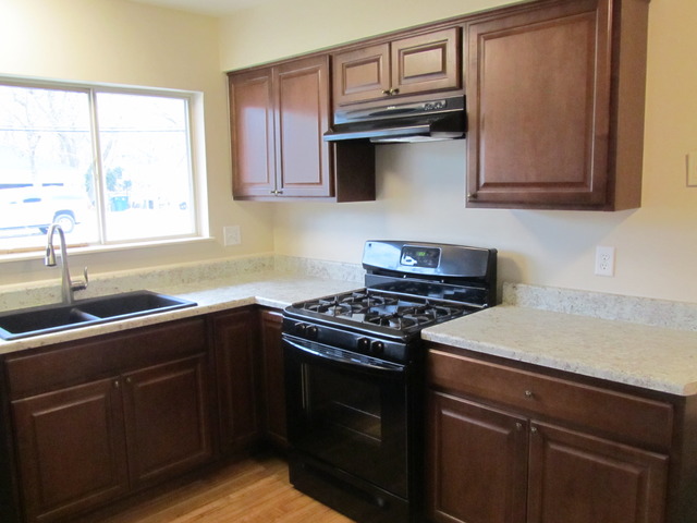 438 Elm Street Batavia, IL 60510 - Photo 4 of 12