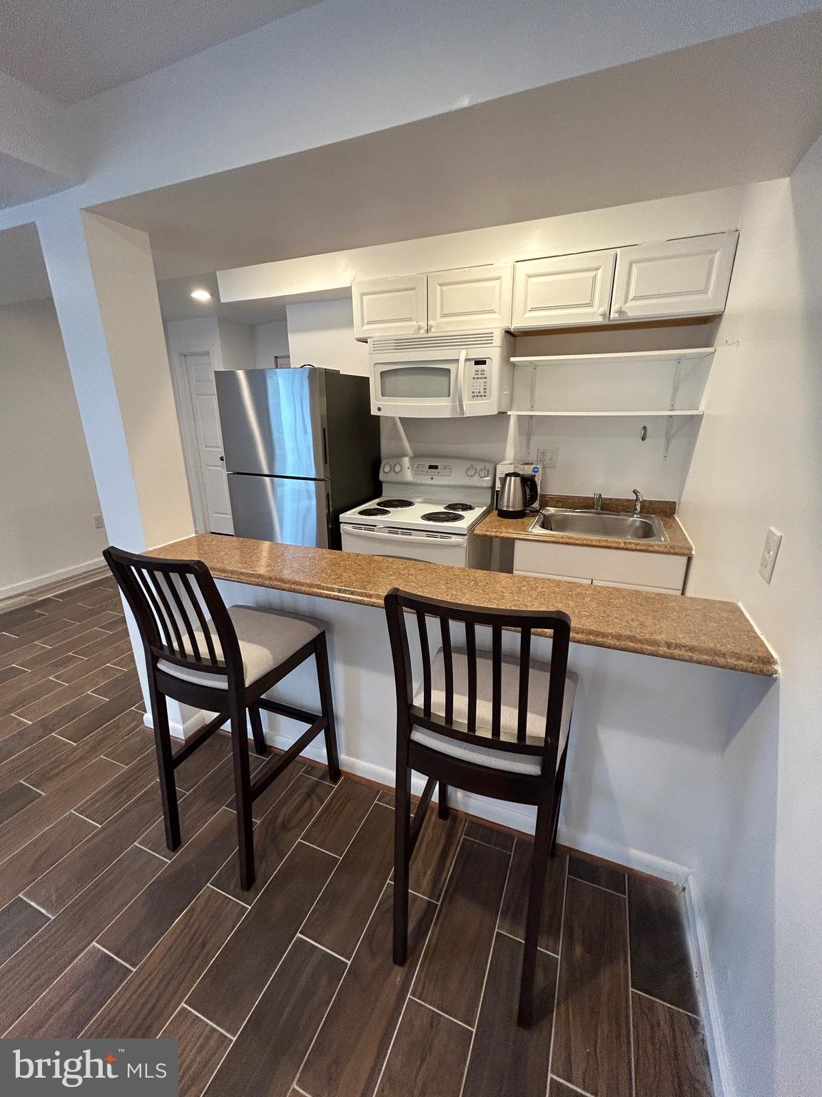 7726 Seven Locks Road Bethesda, MD 20817 - Photo 25 of 35