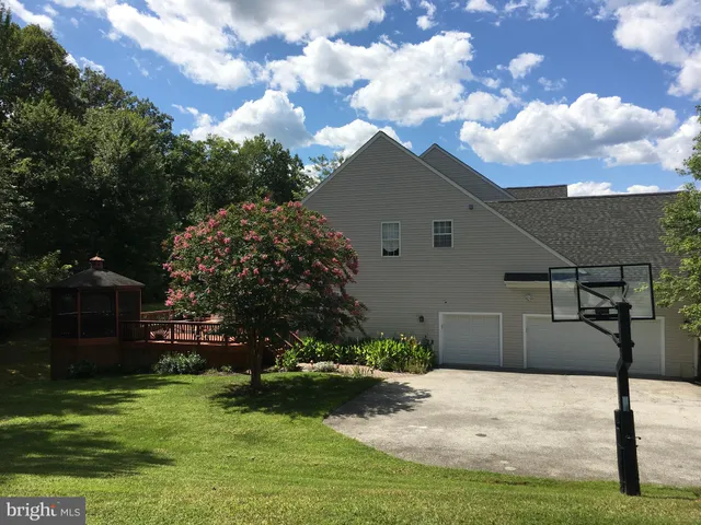 $950,000 | 3919 Woodreed Drive, Brandywine, MD 20613