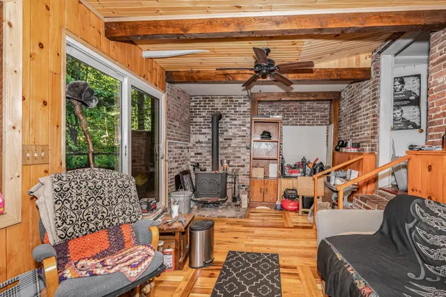 $299,900 | 2 Hope Road, Henniker, NH 03242