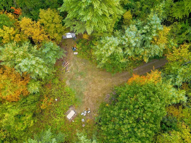 $299,900 | 2 Hope Road, Henniker, NH 03242