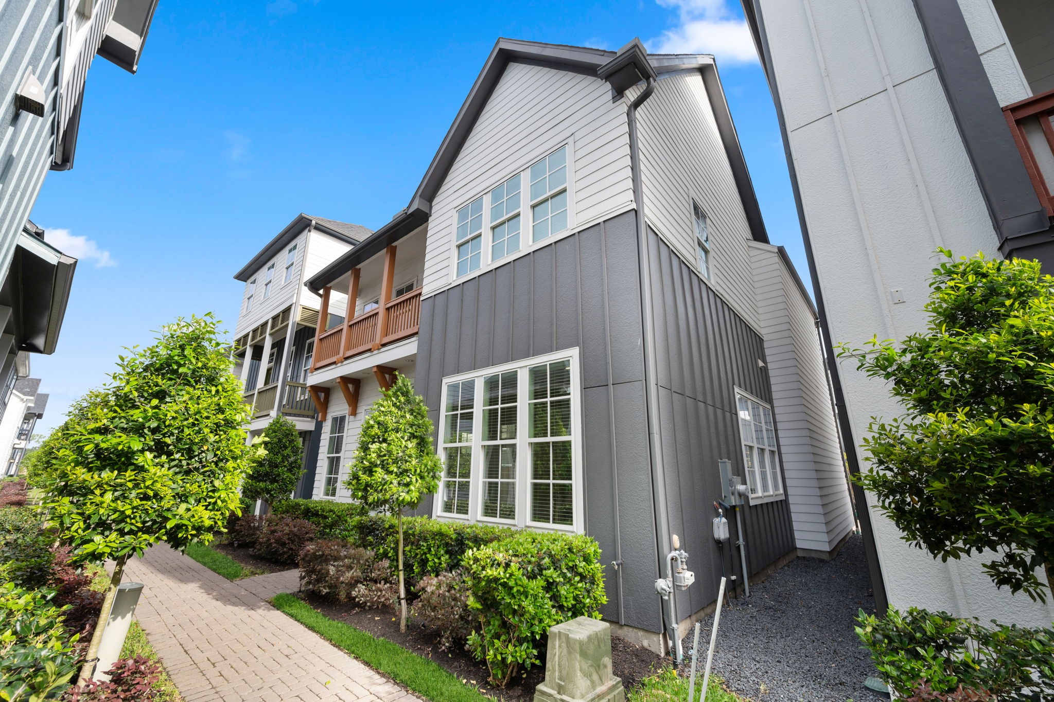 614 Delmar Street Houston, TX 77023 - Photo 2 of 36