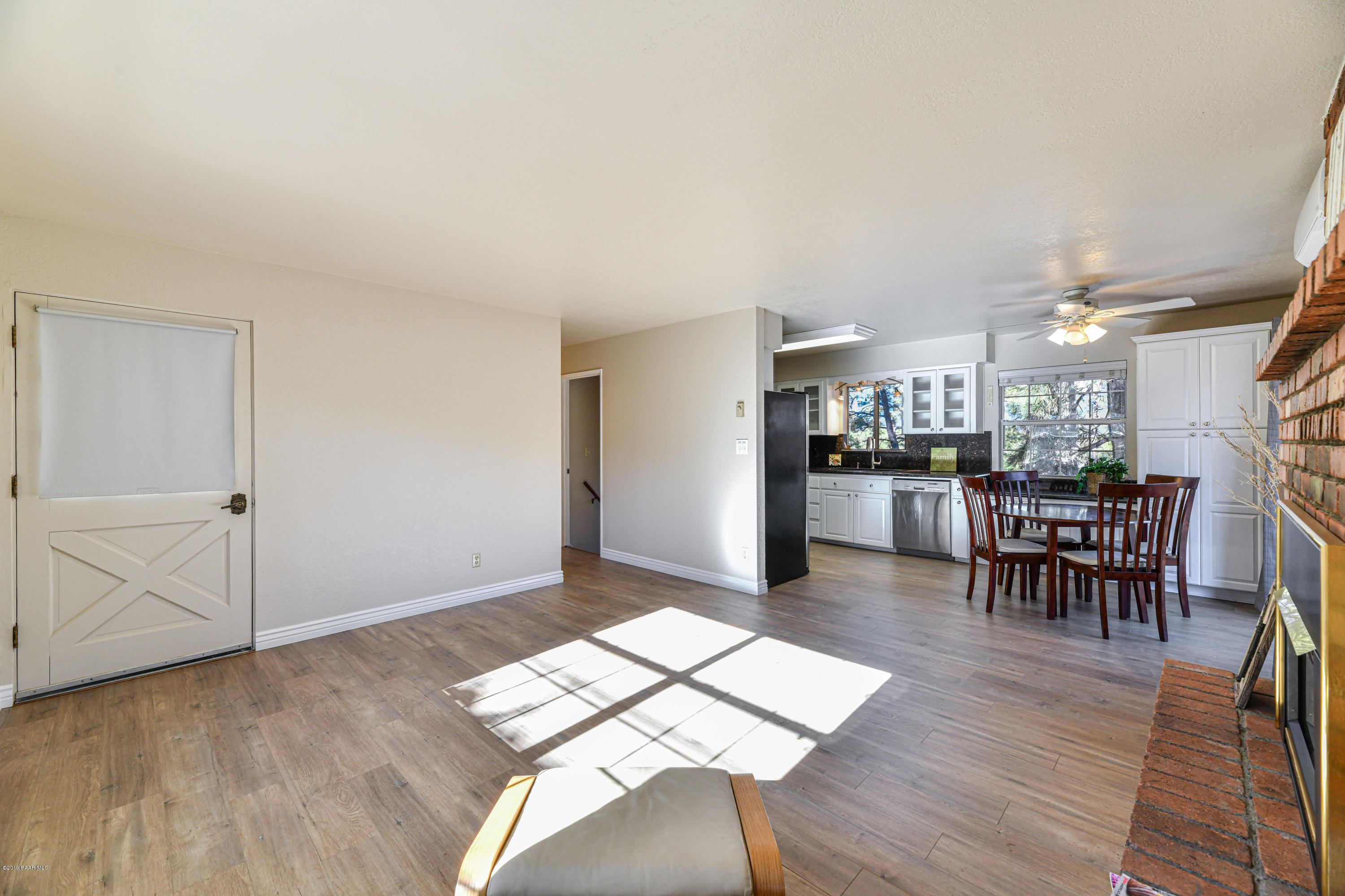 916 Sundown Road Prescott, AZ 86303 - Photo 11 of 30 Living flows to dining
