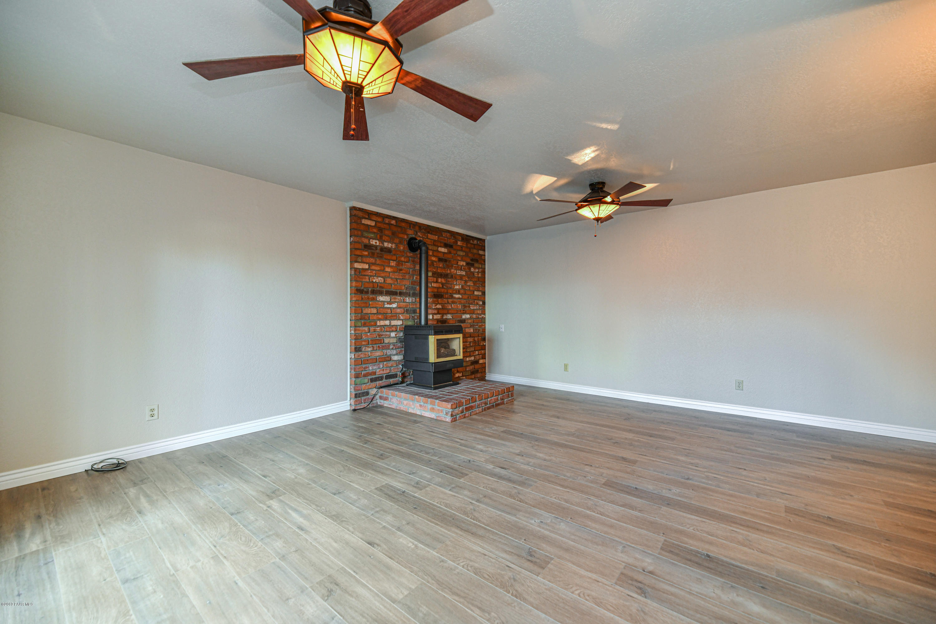 916 Sundown Road Prescott, AZ 86303 - Photo 20 of 30 Lower family room