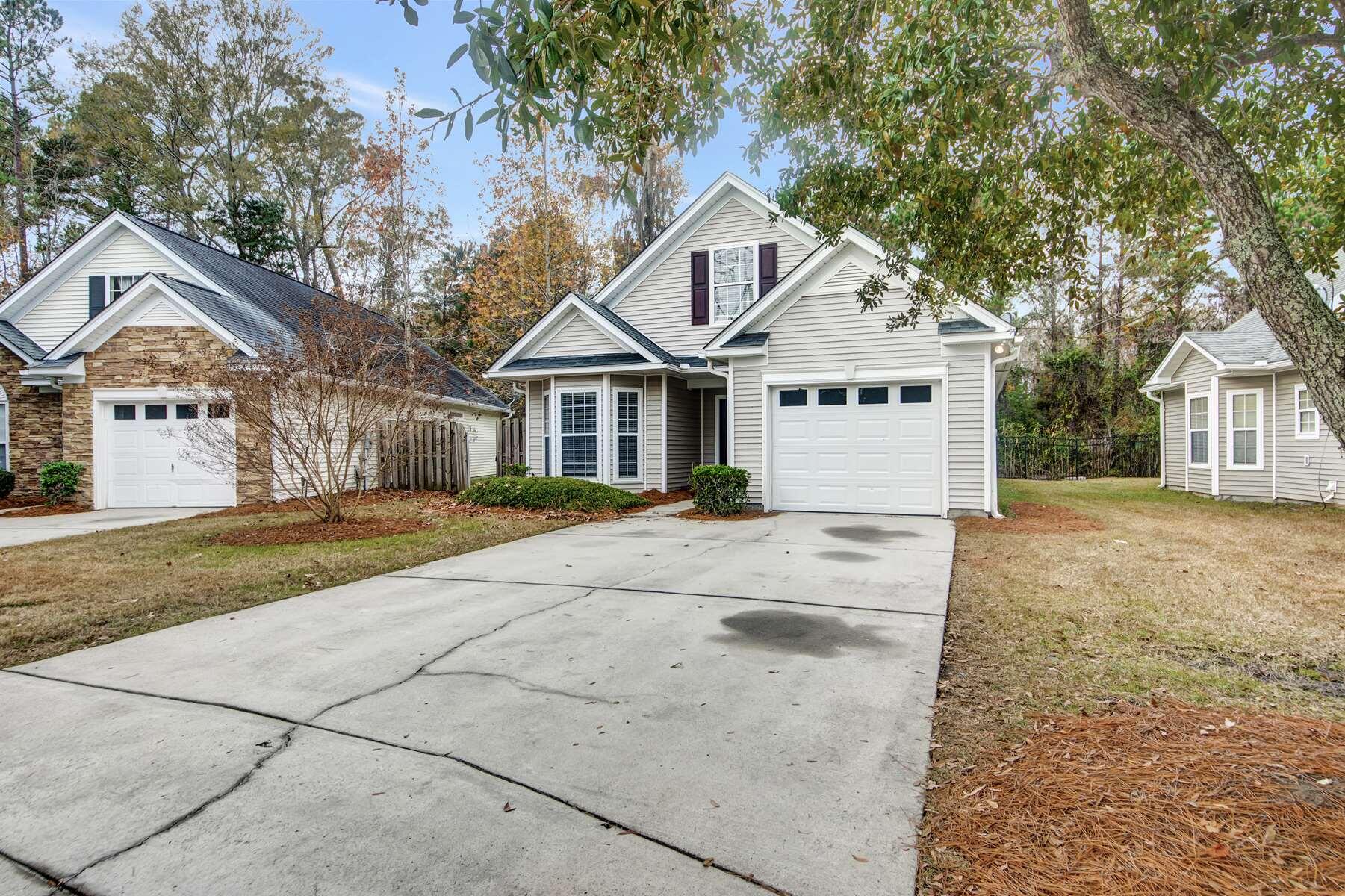 9318 Ayscough Road Summerville, SC 29485 - Photo 3 of 27 _01A0857
