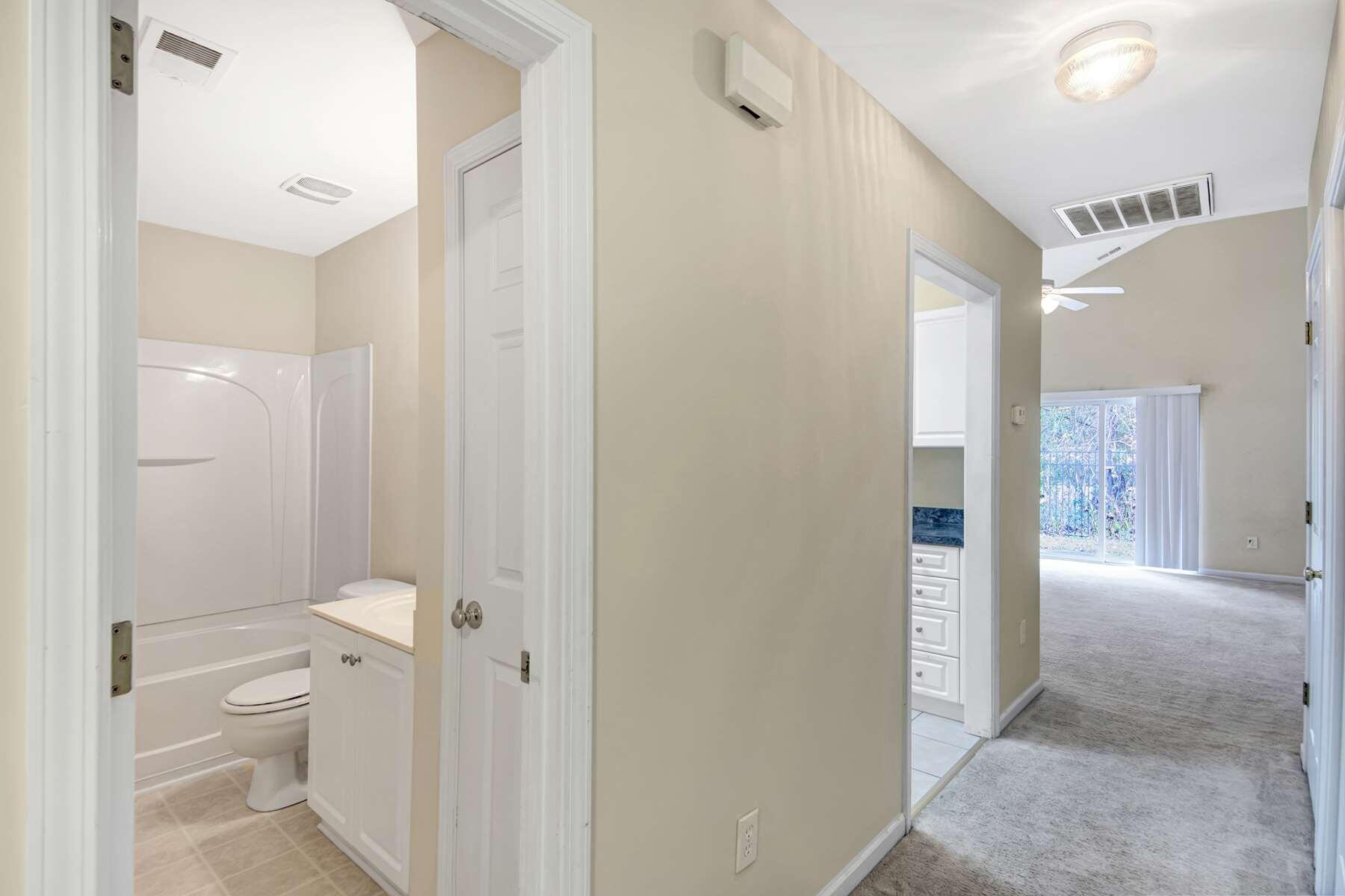 9318 Ayscough Road Summerville, SC 29485 - Photo 7 of 27 _01A0689