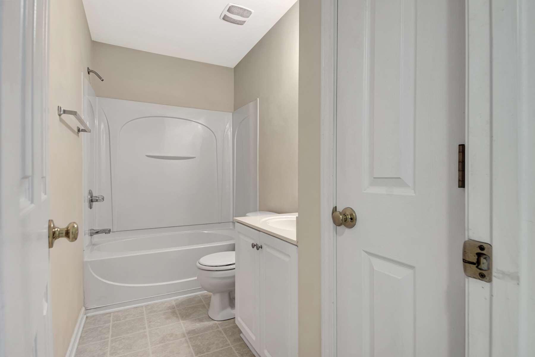 9318 Ayscough Road Summerville, SC 29485 - Photo 8 of 27 _01A0696