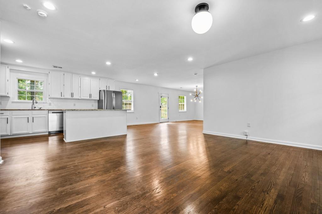 3089 Del Monico Drive Decatur, GA 30032 - Photo 4 of 40