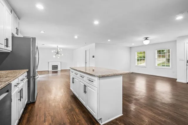 $2,600 | 3089 Del Monico Drive, Decatur, GA 30032