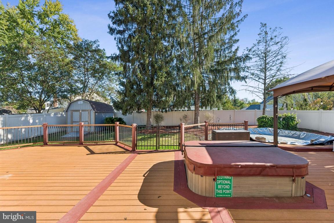 628 Chatham Road Somerdale, NJ 08083 - Photo 23 of 25 Serene backyard oasis!