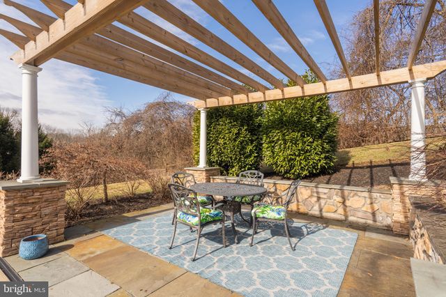 $1,880,000 | 4 Green Gable Lane, Newtown Square, PA 19073