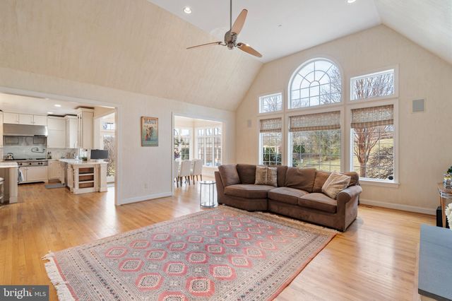 $1,880,000 | 4 Green Gable Lane, Newtown Square, PA 19073