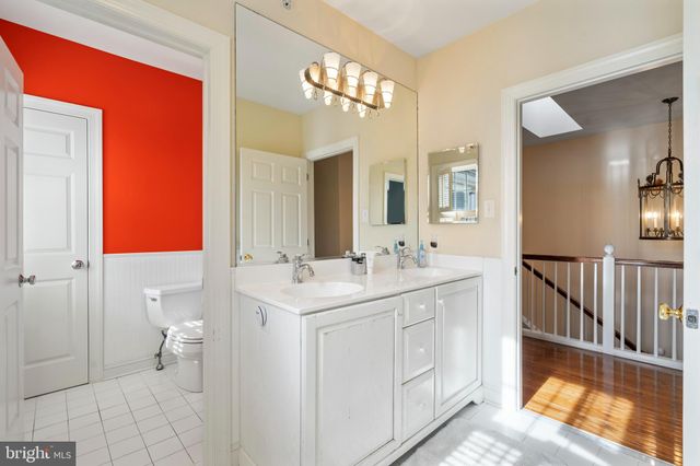 $1,880,000 | 4 Green Gable Lane, Newtown Square, PA 19073