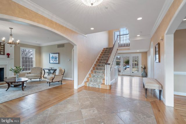 $1,880,000 | 4 Green Gable Lane, Newtown Square, PA 19073