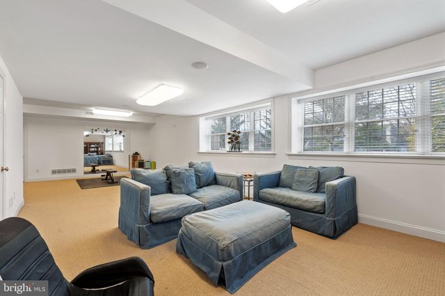 $1,880,000 | 4 Green Gable Lane, Newtown Square, PA 19073