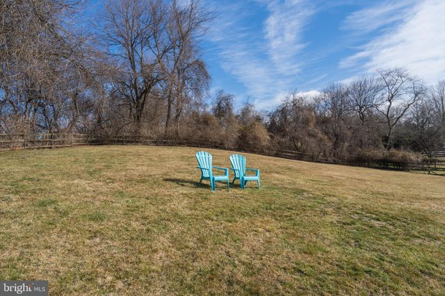 $1,880,000 | 4 Green Gable Lane, Newtown Square, PA 19073