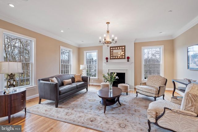 $1,880,000 | 4 Green Gable Lane, Newtown Square, PA 19073