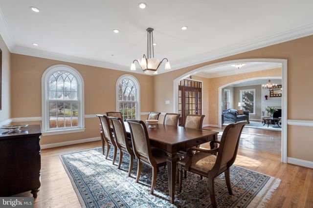 $1,880,000 | 4 Green Gable Lane, Newtown Square, PA 19073