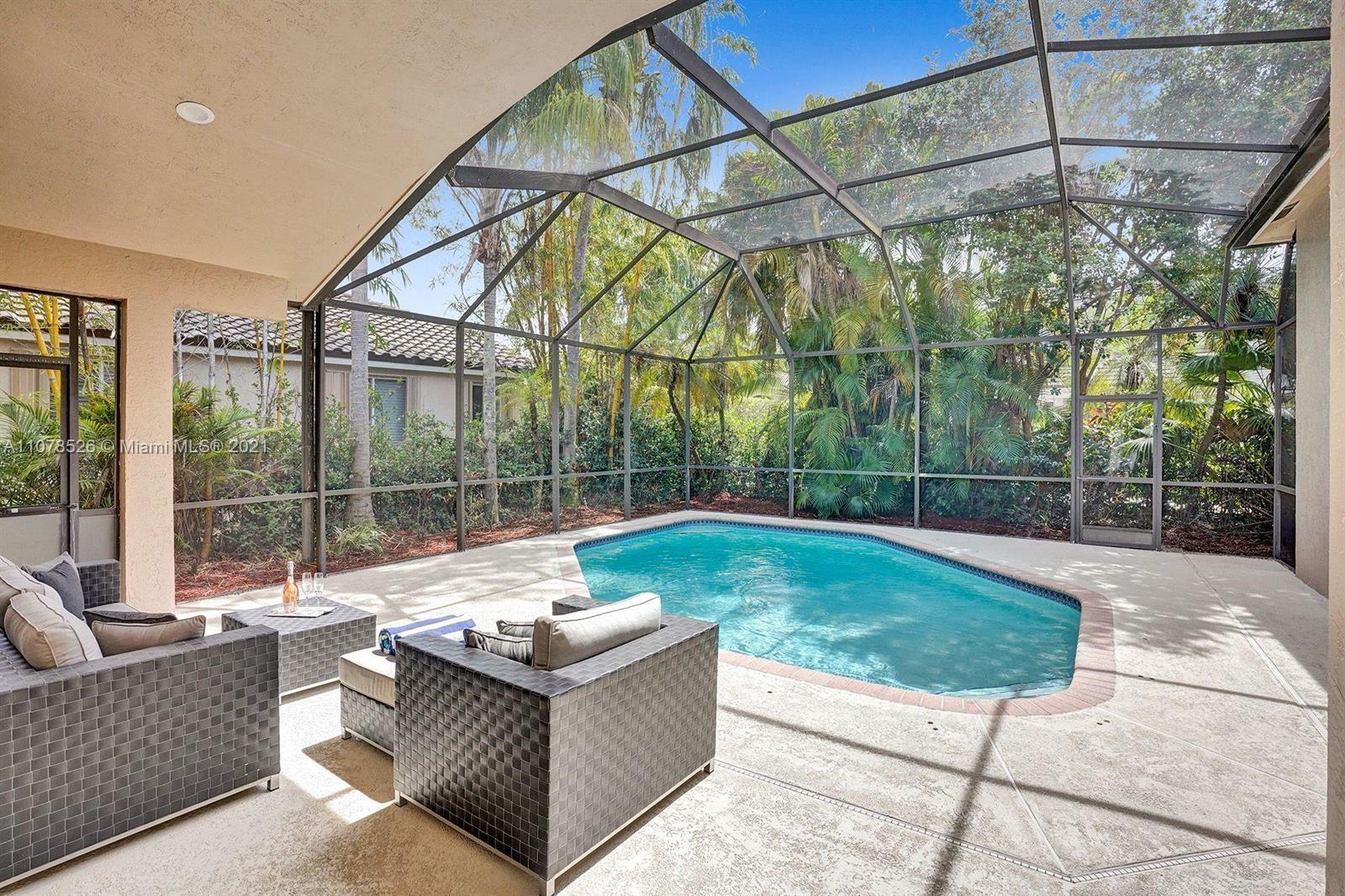 2724 Oakbrook Drive Weston, FL 33332 - Photo 18 of 20