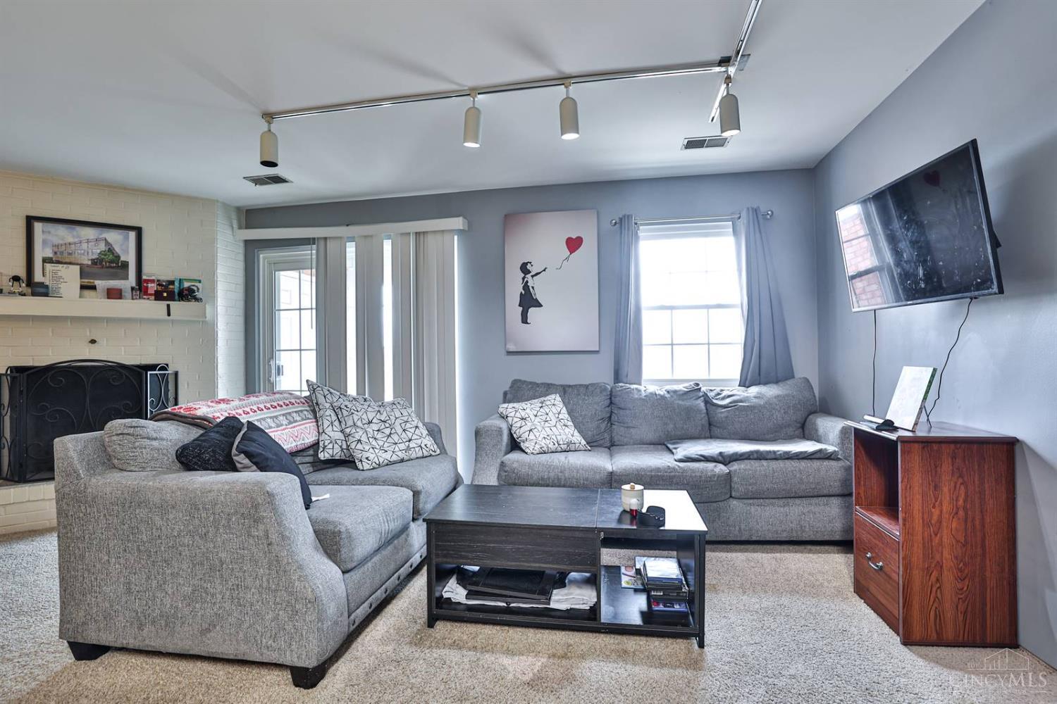 5340 Werk Road, Unit 9 Cincinnati, OH 45248 - Photo 6 of 29 Gallery Image 6