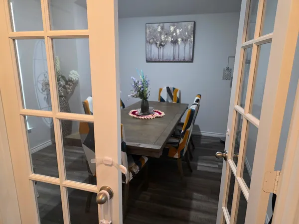 $2,400 | 1102 Davy Street, Brenham, TX 77833