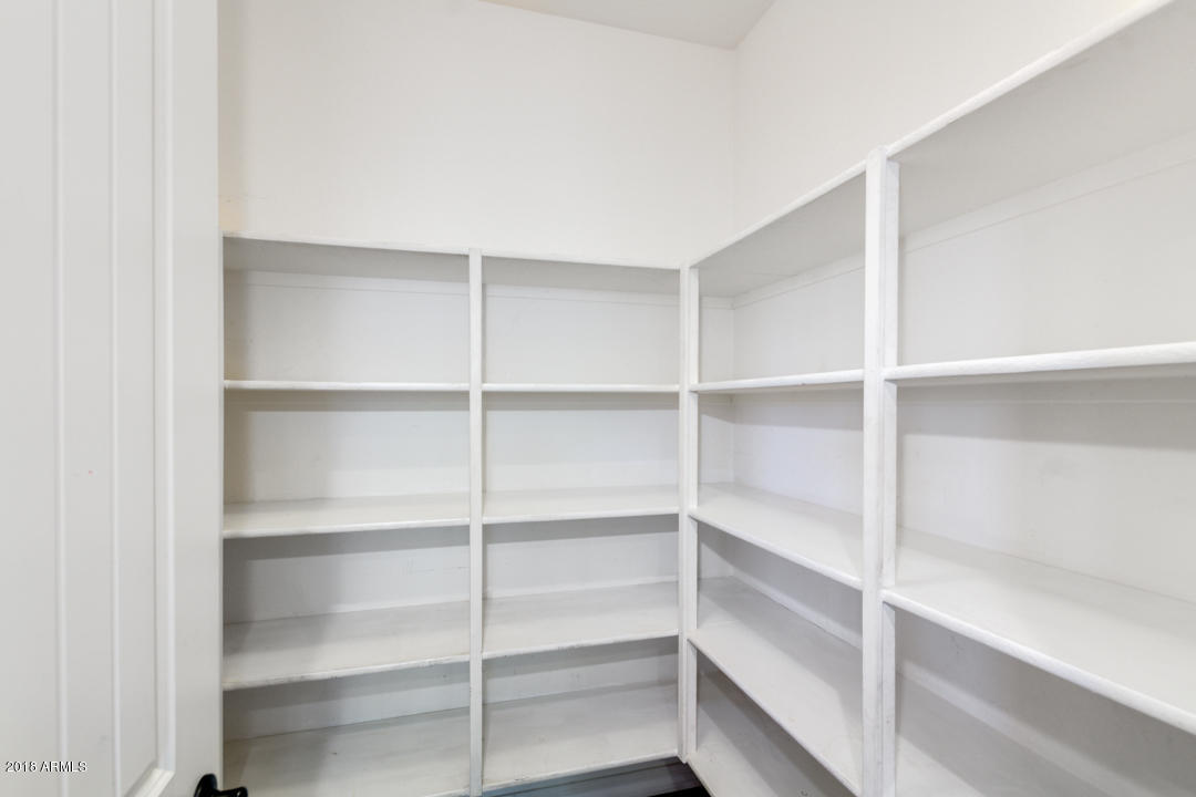 15619 West Roma Avenue Goodyear, AZ 85395 - Photo 8 of 21 Walk In Pantry