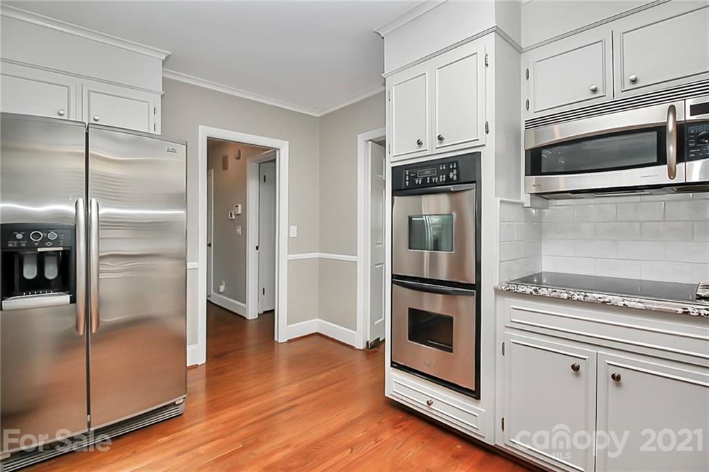 4921 Sentinel Post Road Charlotte, NC 28226 - Photo 11 of 36 Gallery Image 11