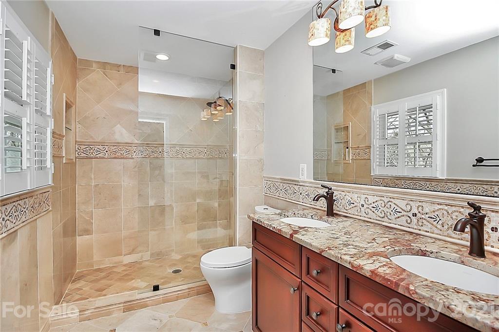 4921 Sentinel Post Road Charlotte, NC 28226 - Photo 19 of 36 Gallery Image 19
