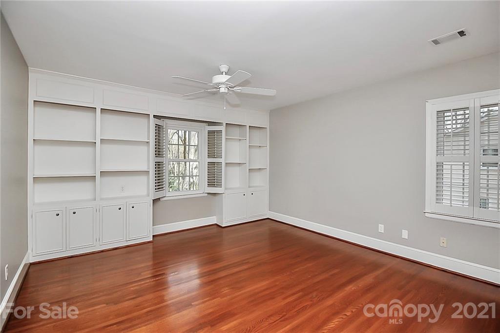 4921 Sentinel Post Road Charlotte, NC 28226 - Photo 22 of 36 Gallery Image 22