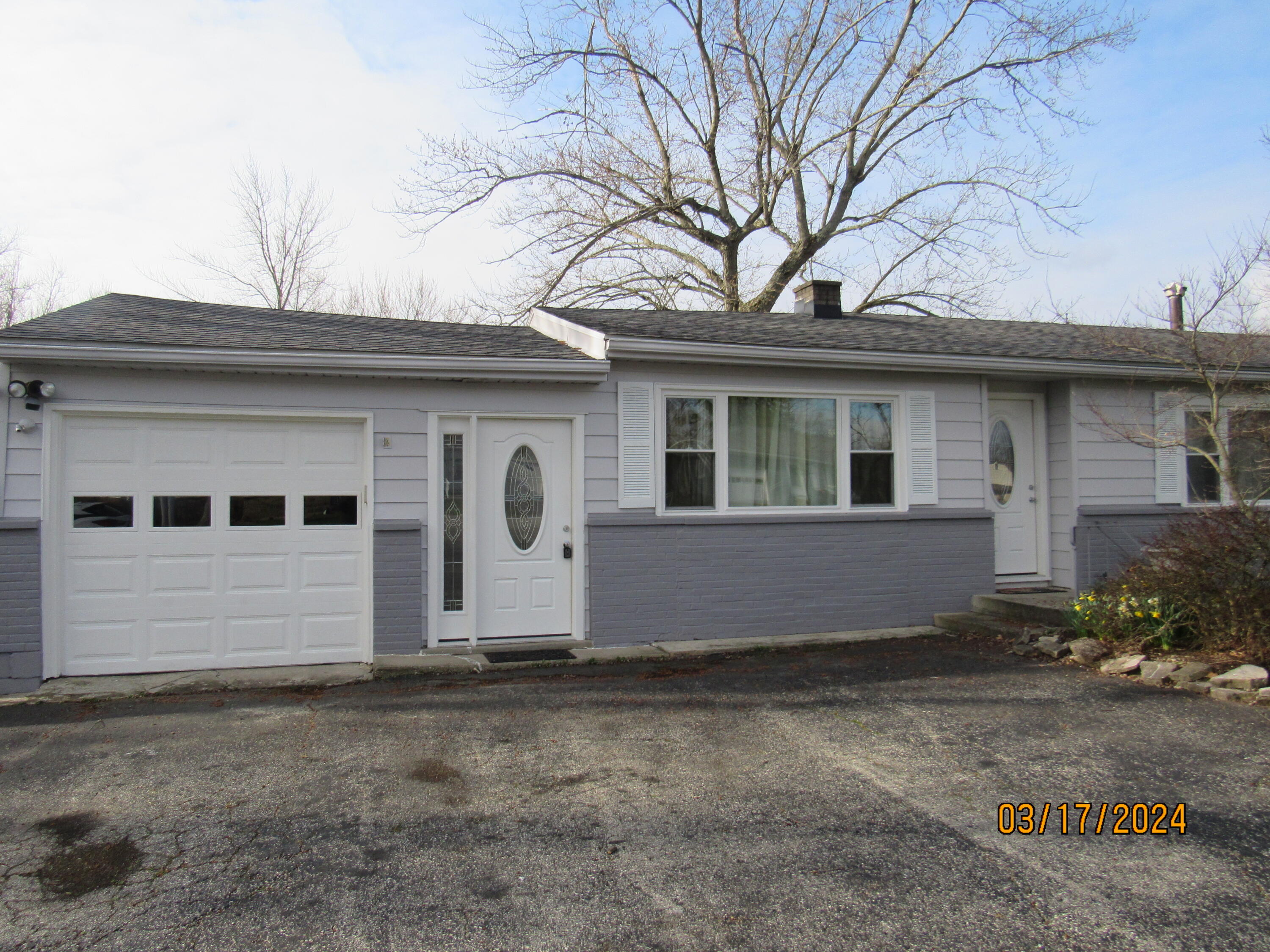 2132 West Mile Road Springfield, OH 45503 - Photo 1 of 60